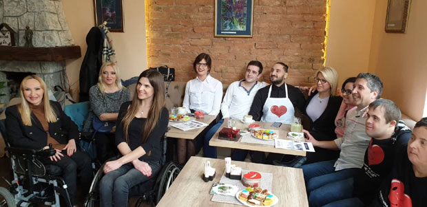 Уз дружење са младима са сметњама у развоју: Трубач Марко Марковић представио спот за песму Колачи (ВИДЕО)